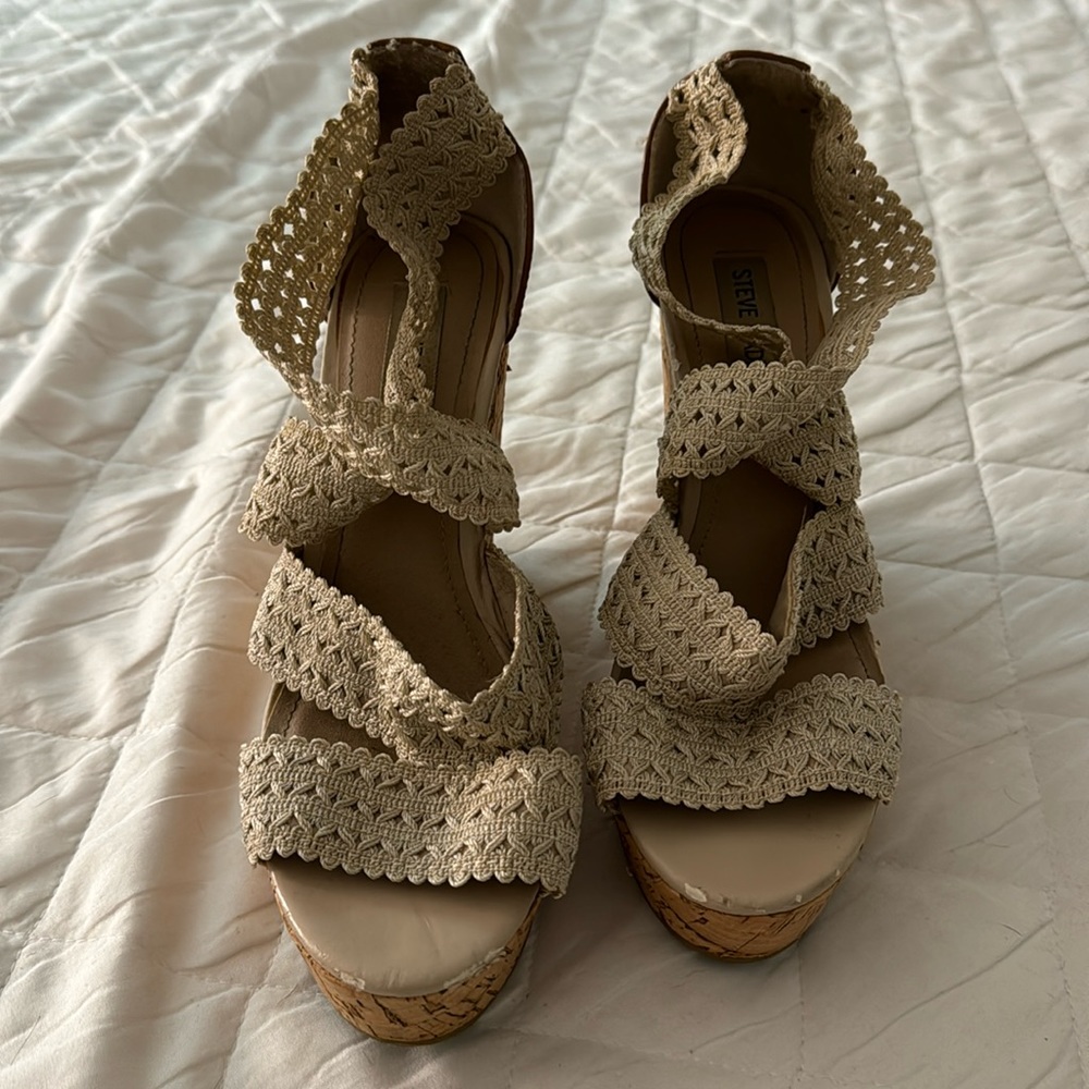 Steve Madden Wedges